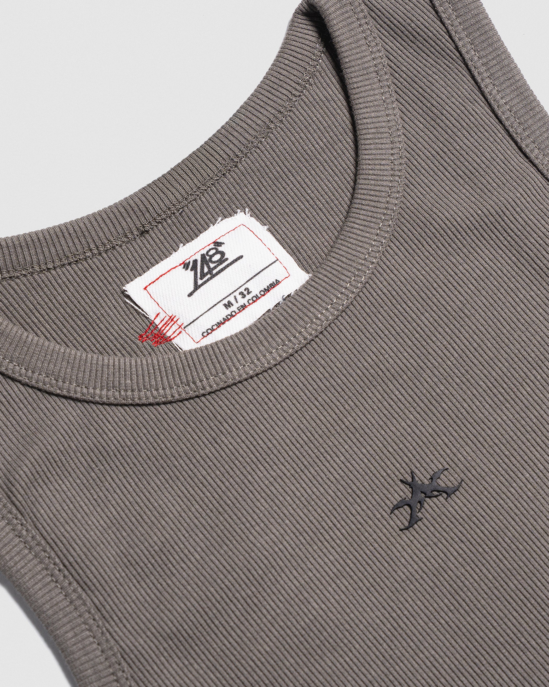 PARSE X 148 RIB CROP TOP GREY